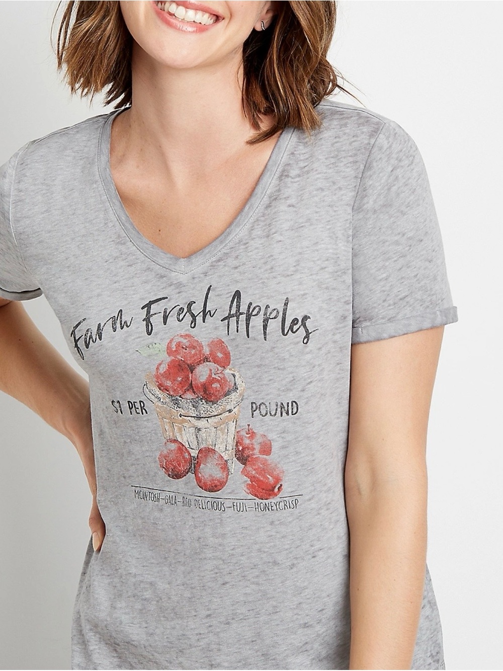 Maurices Farm Fresh Apples Graphic Tee Gray V-neck Short Sleeve Small Women’s